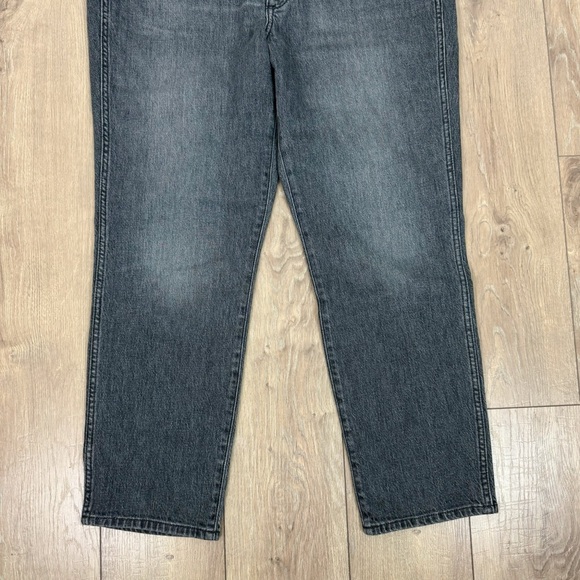 NWT Wrangler Walker 677 High Rise Slim Jeans Gray Wash Denim Size 34 x 28 - Picture 5 of 11